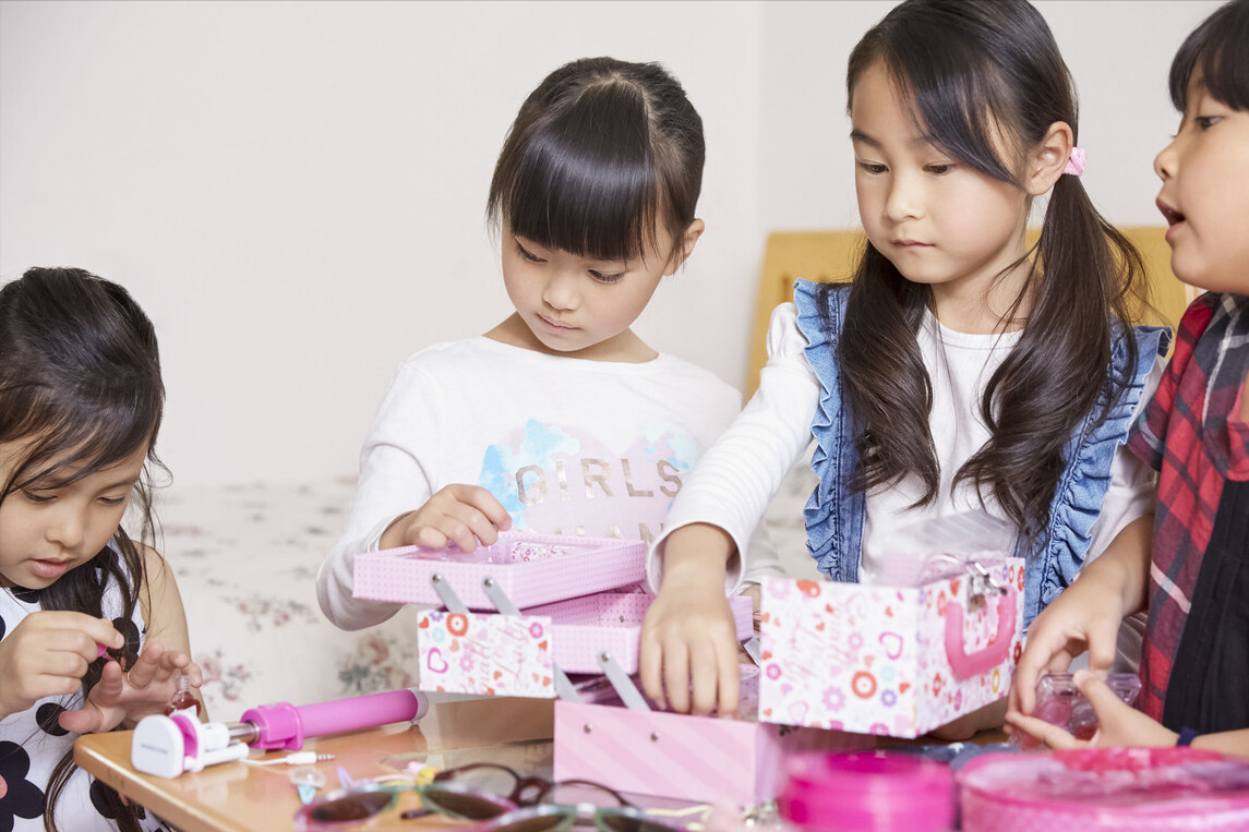 孩子可以不优秀，但不可以没教养，不要拿年纪小当没教养的借口