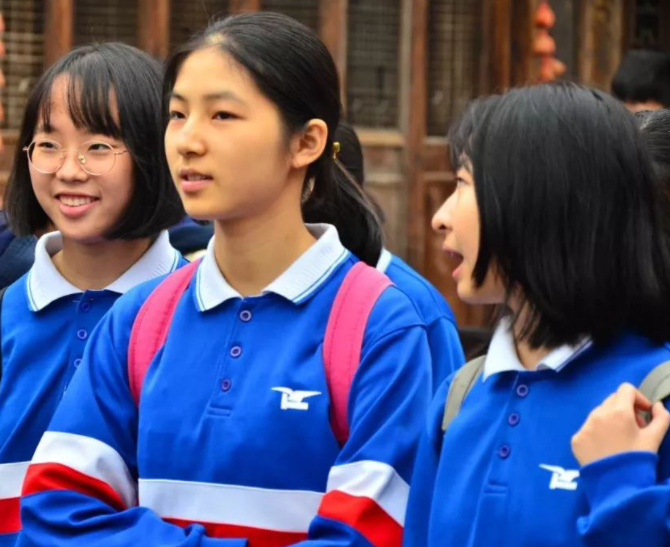 雅礼中学允许学生染发，还支持他们参加社团，今年高考成绩如何