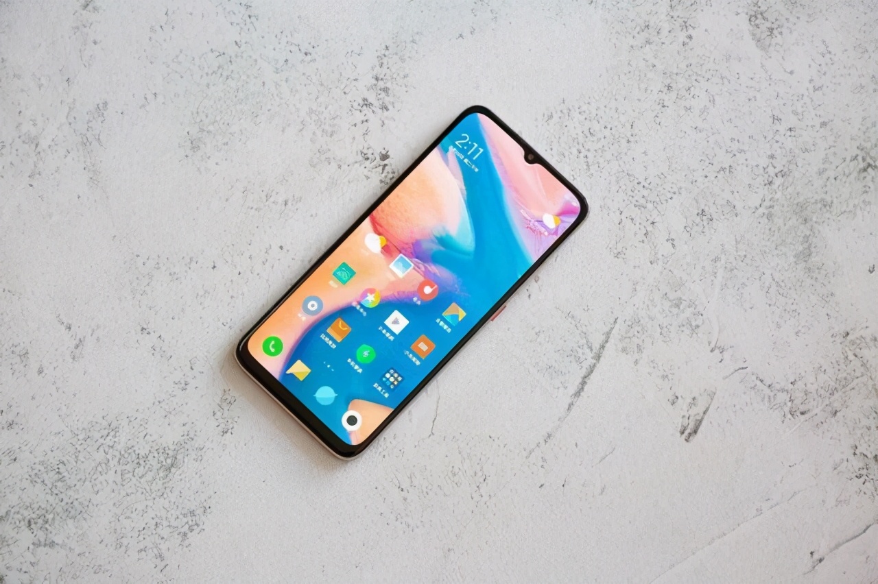 当下势头最猛的3款千元5G，高配低价，玩游戏也无压力