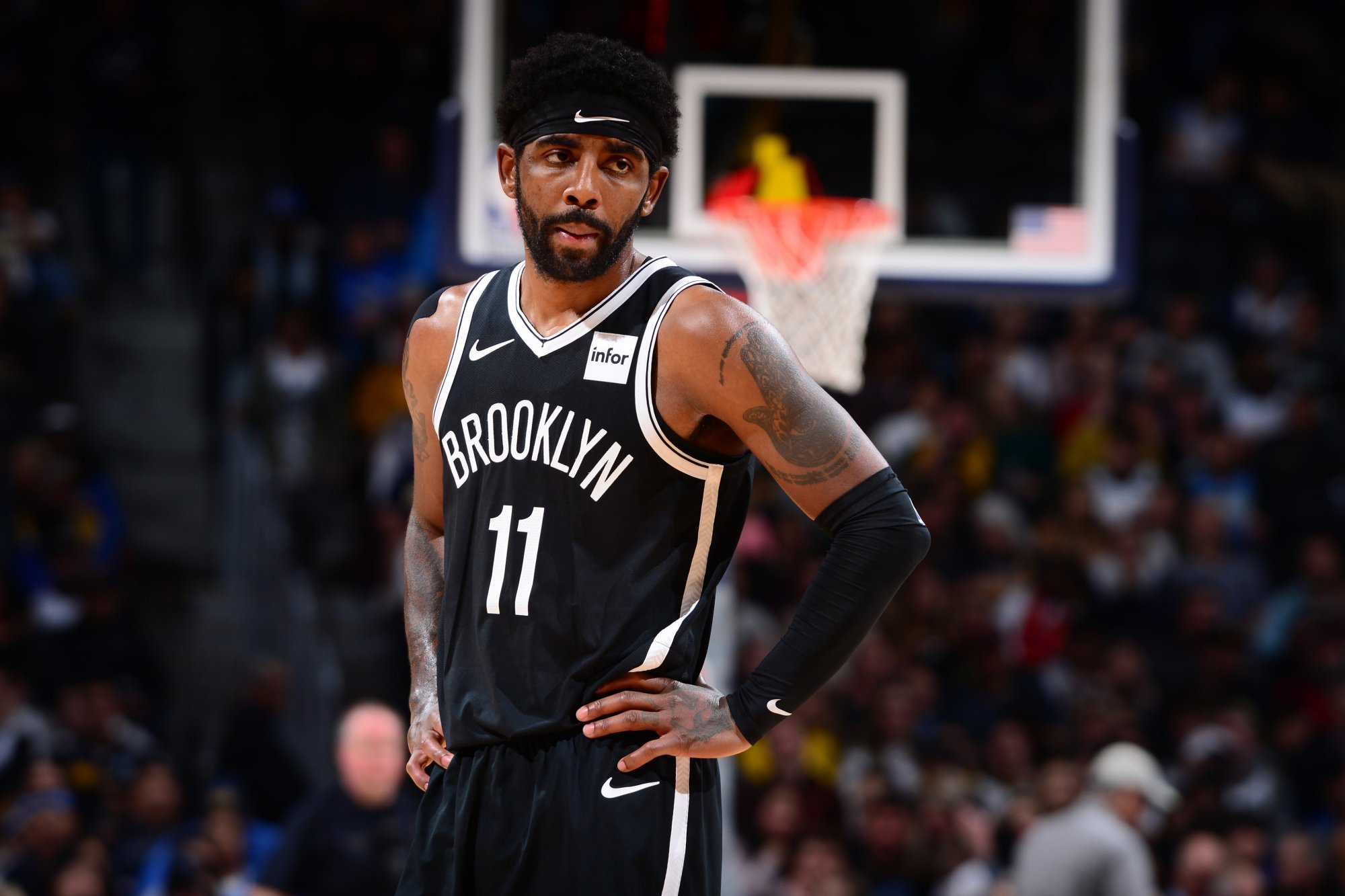 76人和篮网交易欧文(美媒曝篮网展开欧文交易,6换1,球队顽疾完美解决