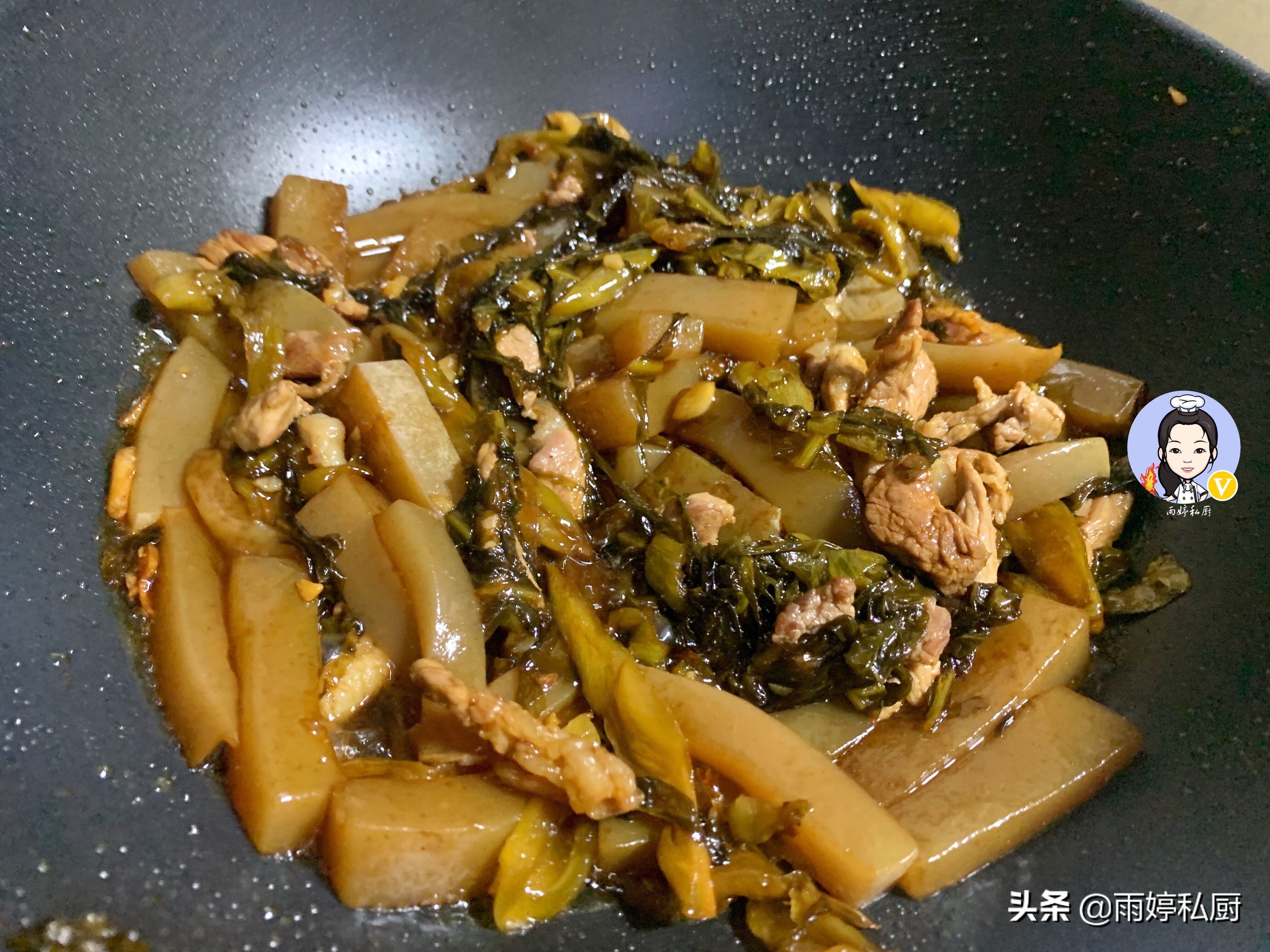 黑豆腐怎么做好吃（教你做Q弹滑软的黑豆腐）