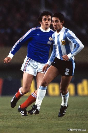 1982世界杯德国小组(世界杯小历史，1982年世界杯第二阶段D组，最弱的小组？)