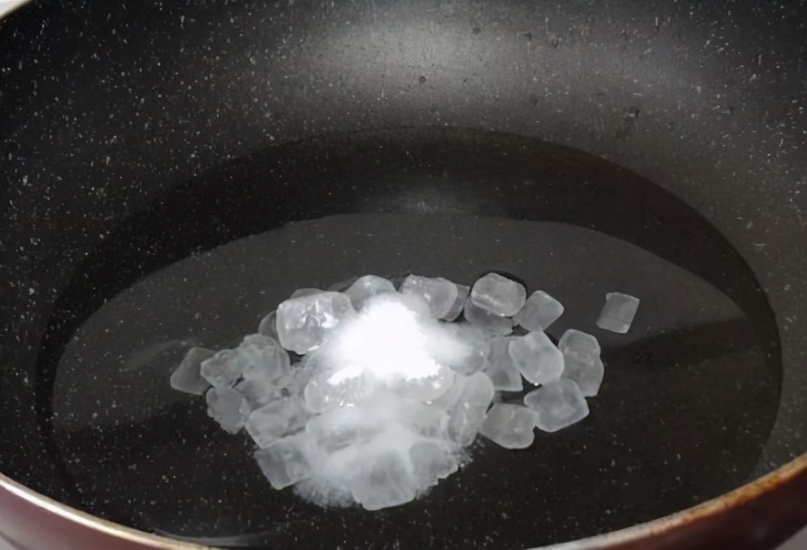 5斤大蒜1瓶雪碧，大厨教你做秘制“水晶蒜”，酸甜爽口吃了上瘾
