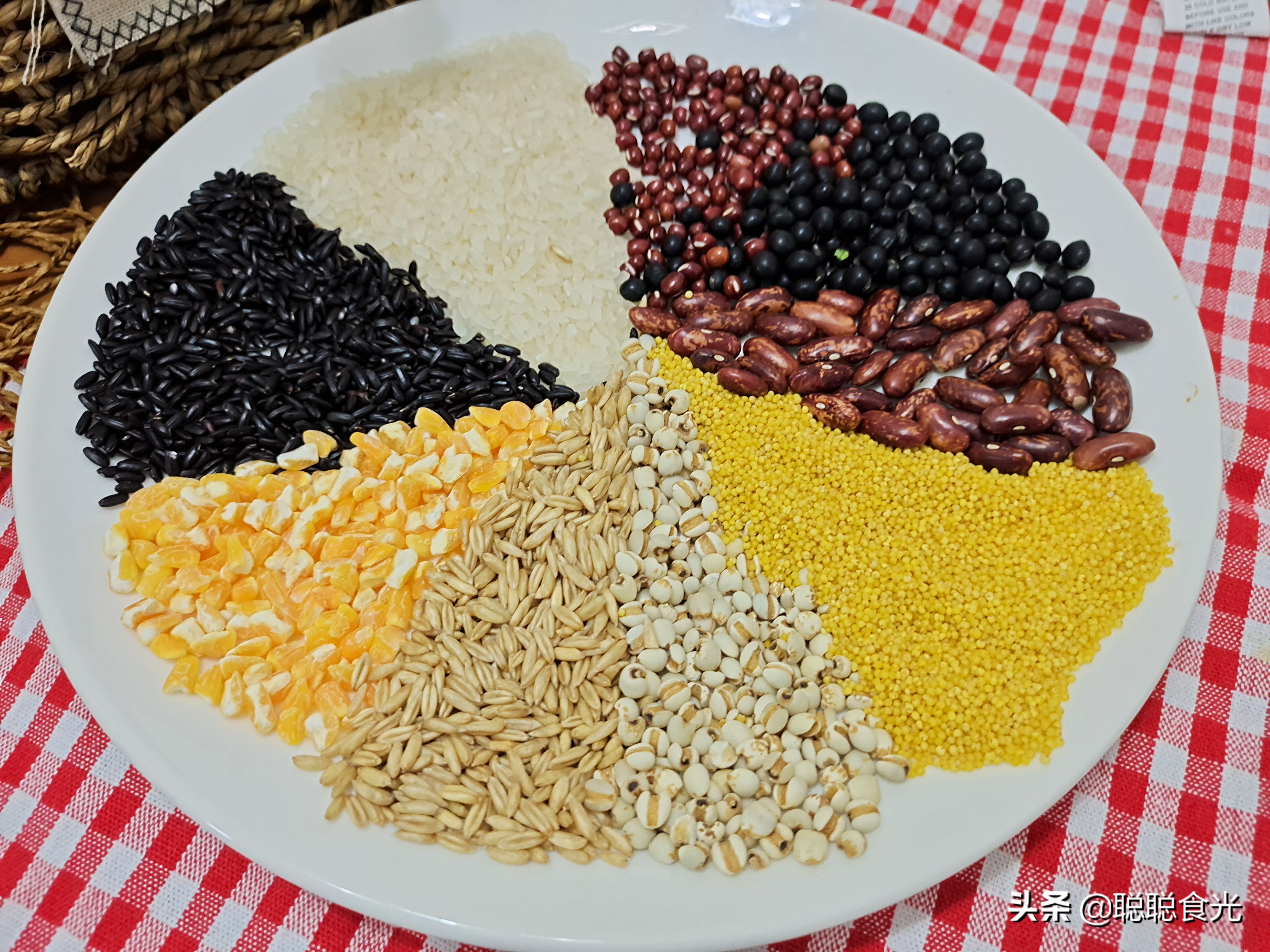 原來保存糧食這么簡單，放一年都不生蟲，學會了放心囤