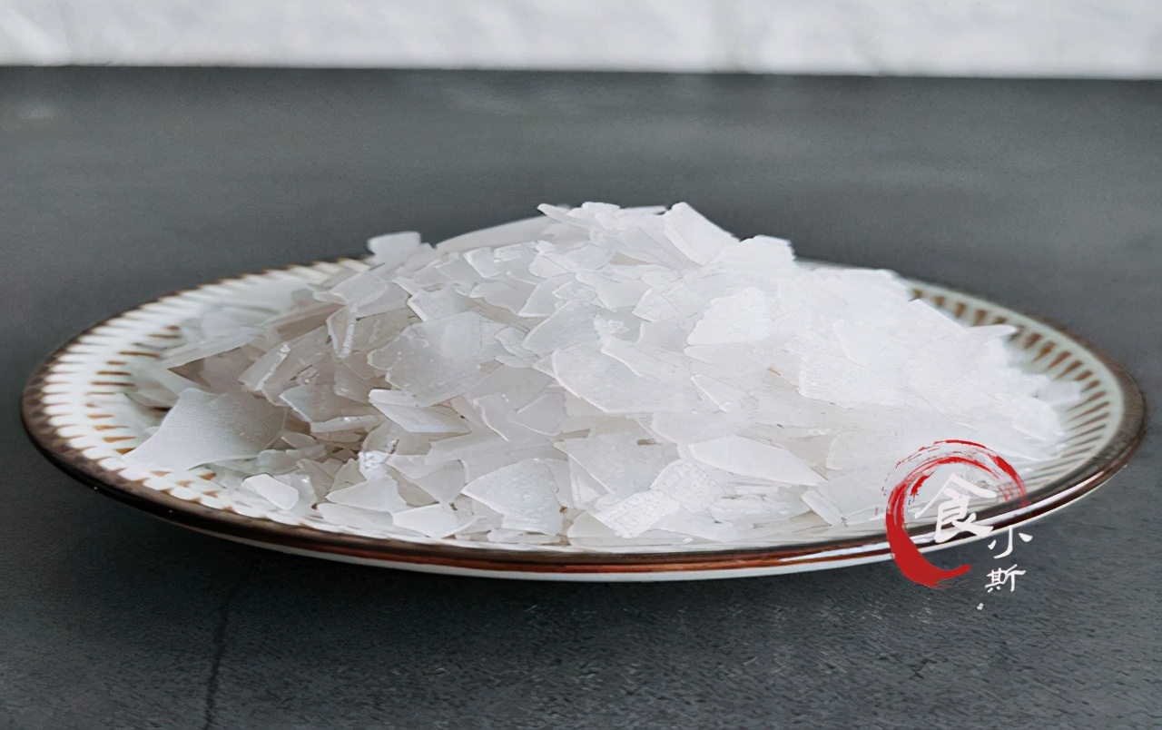 天底下那么多的物质，为什么只有卤水能点豆腐？到底是什么原理？