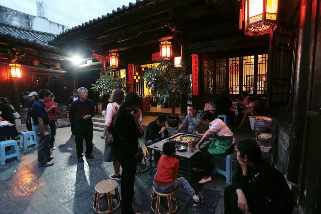 离昆明不到2小时，一个大多数人不知道的云南古镇，超适合自由行