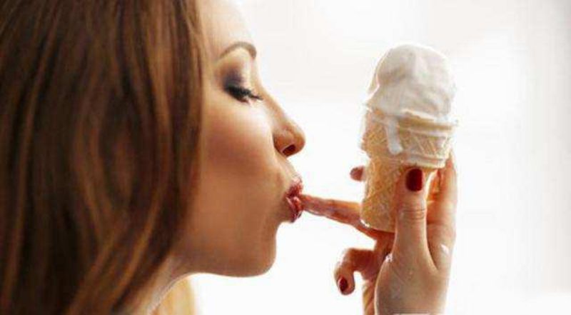 辟谣：热到要融化，孕妈能吃冰激凌吗？看看产科专家怎么说？