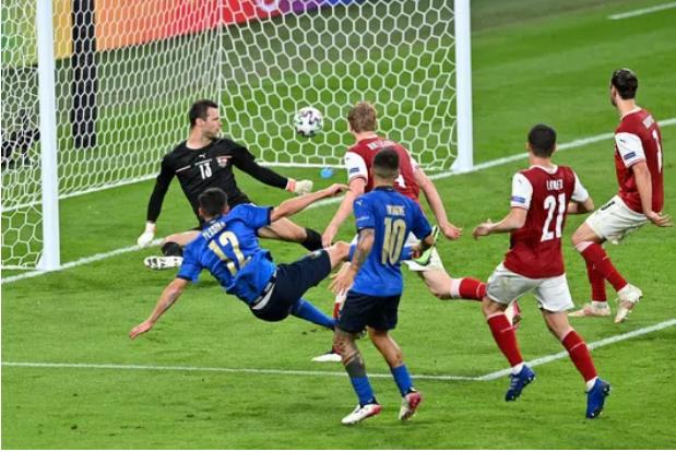 意大利定律！欧洲杯5连胜对手的球衣，都是红色！西班牙瑟瑟发抖