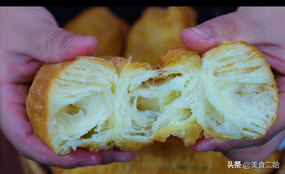 炸油条诀窍：从配方到手法全部详细讲解，保证炸出脆皮空心油条