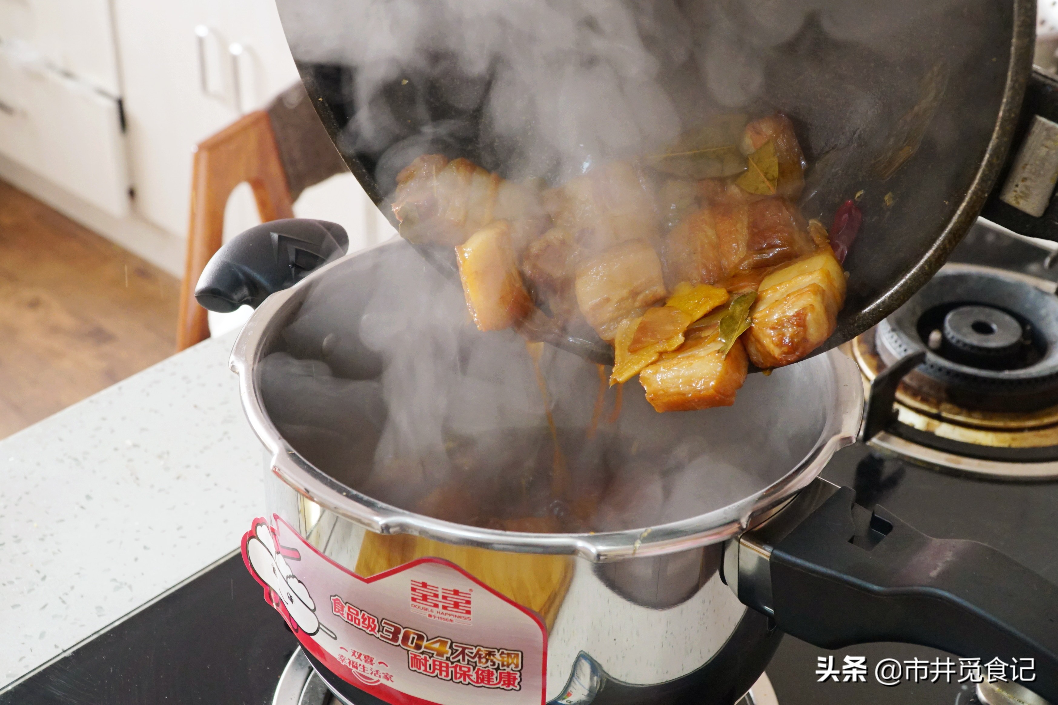 红烧肉高压锅（巧用高压锅做红烧肉酥烂红亮）