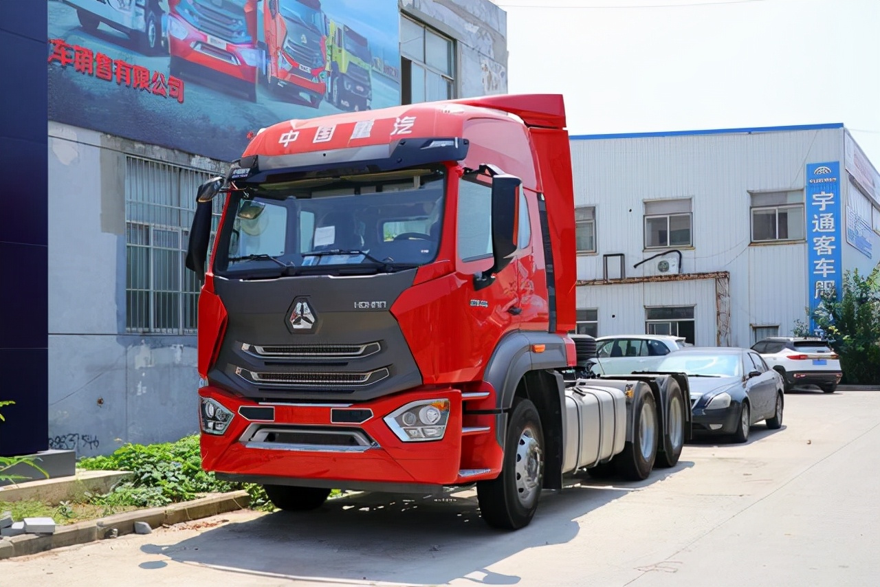 作为重汽旗下一款主打高性价比的重卡牵引车,豪瀚n7w一直是让很多注重