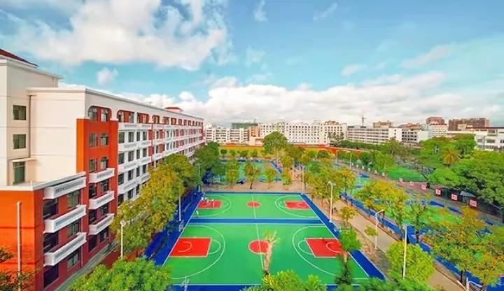 海南省琼海市8所高中，都叫什么名字？