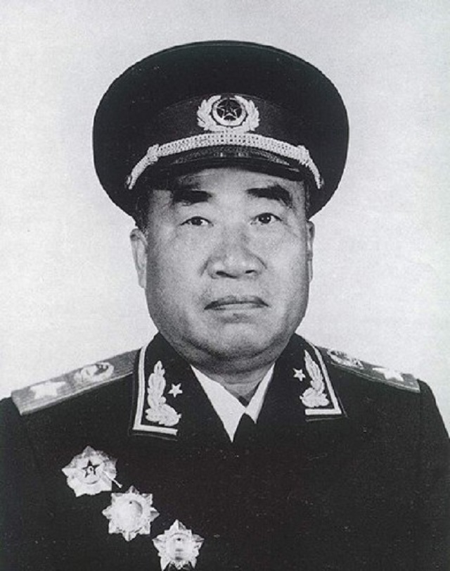 十大元帅，单论战功谁排第一？毛主席又给予了他们怎样的评价？