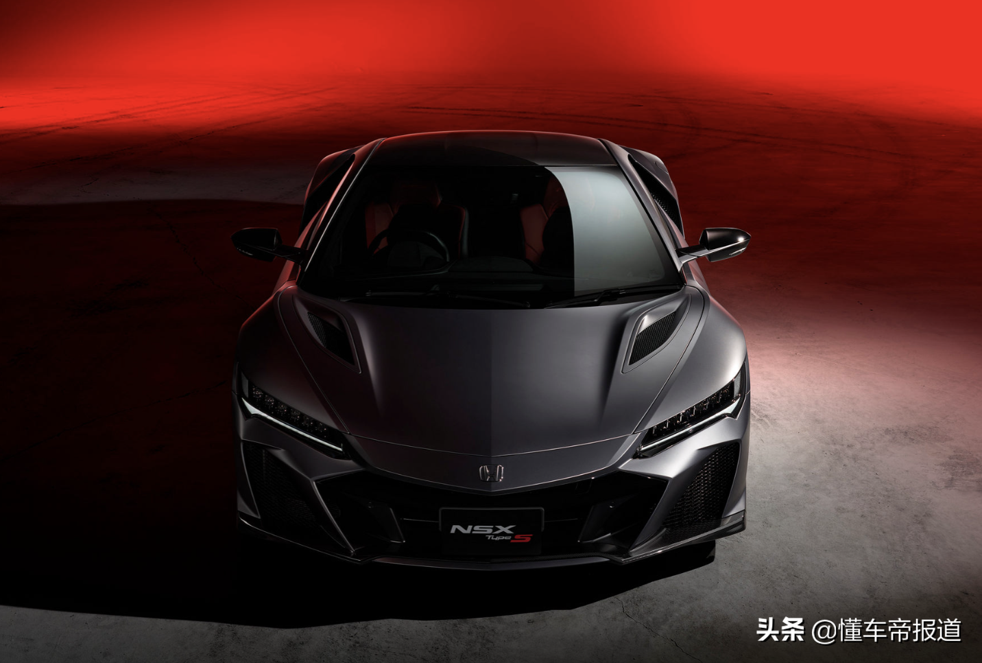 新车 </p><p>　　“东瀛法拉利”来了！约合人民币164万起，本田NSX Type S开售