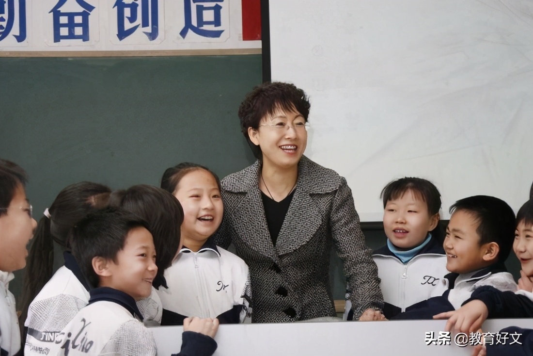 优秀学校管理者的4条领导法则，让校长主任成为教师崇拜的对象