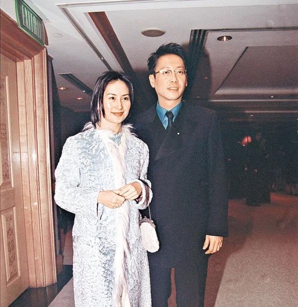 何超琼不能生育是真的吗 赌王接班人何超琼为什么不生小孩太可惜图片