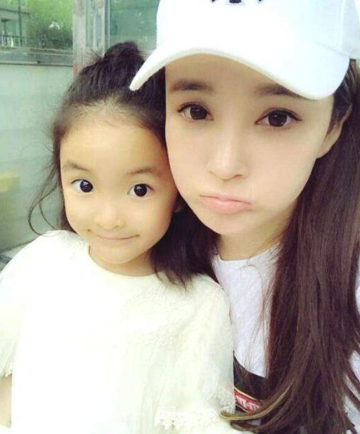 隐婚3年流产2次，遭丈夫家暴出轨，今患抑郁疑服药自杀昏迷20分钟