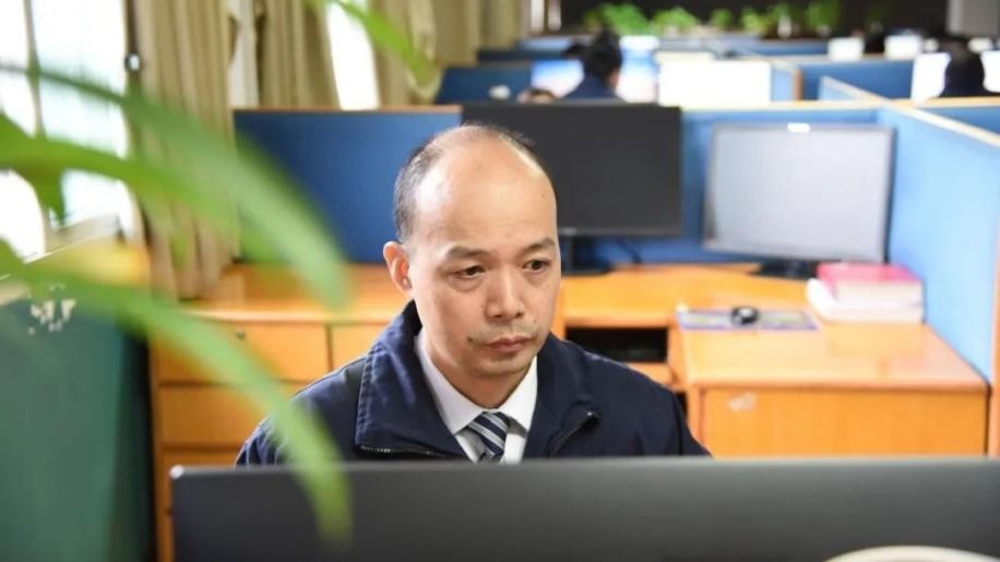 名校毕业！江苏这个男人：创多项国内第一，登上人民大会堂，获国家最高表彰！