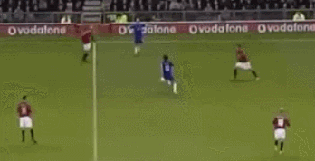 李铁当年如何踢英超（一文看懂球员时代的李铁有多强：英超技术型中场，在甲A当工兵）