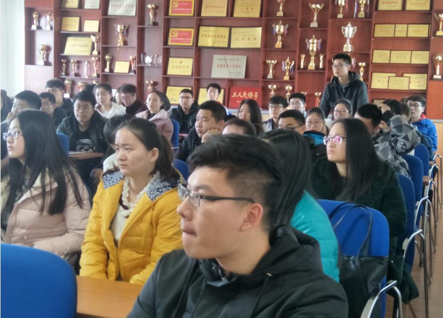 华东政法大学难考吗（4所）