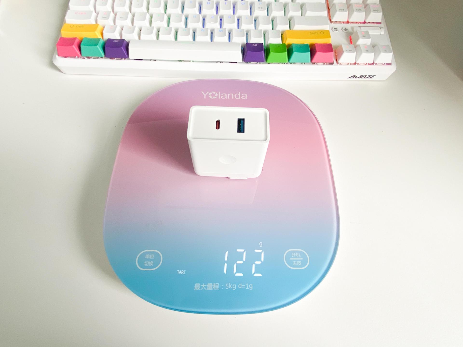 充电快，功率大，一捏就走，入手aigo这款充电器后悔了吗？