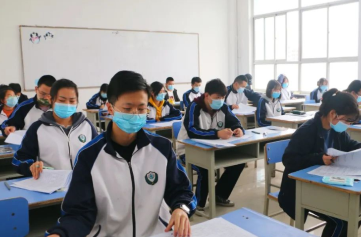 缔造超级中学，反手把儿子送到西藏走捷径，衡中校长叫人哭笑不得