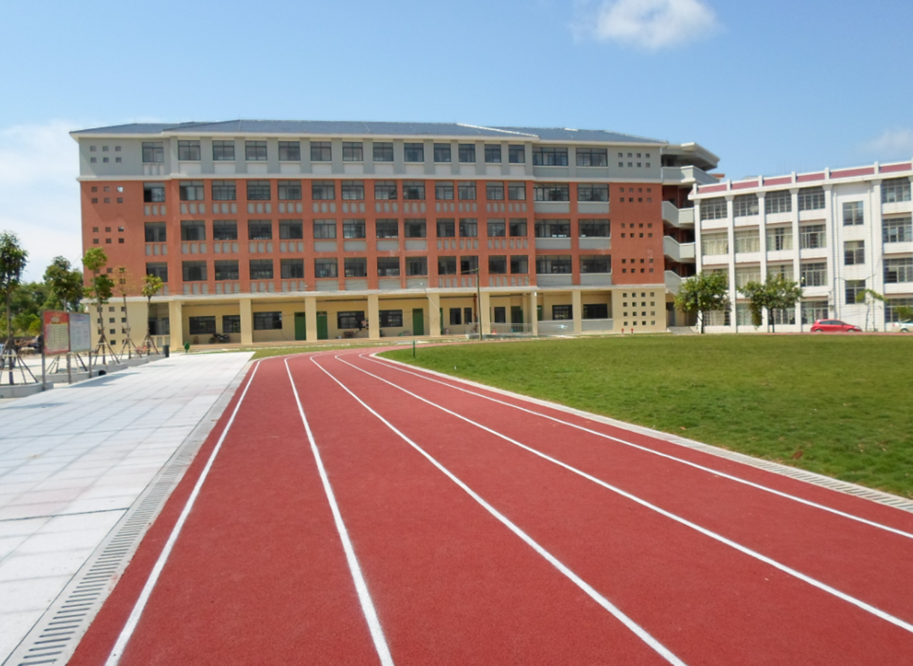 21年名校“新生”身份曝光，录取4064人，复读生1033人，占比25%