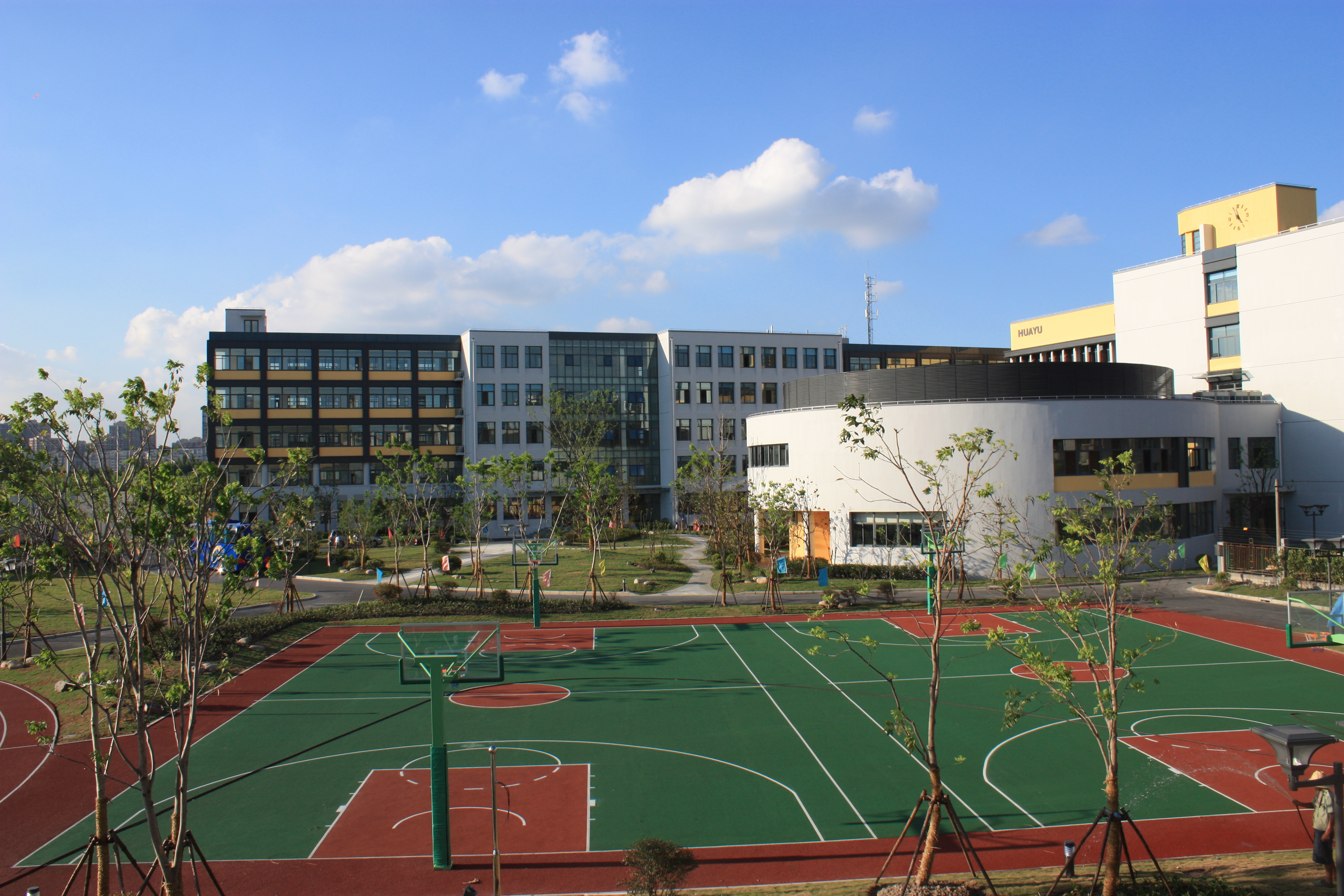 在华育上学,到底是种什么体验呢?