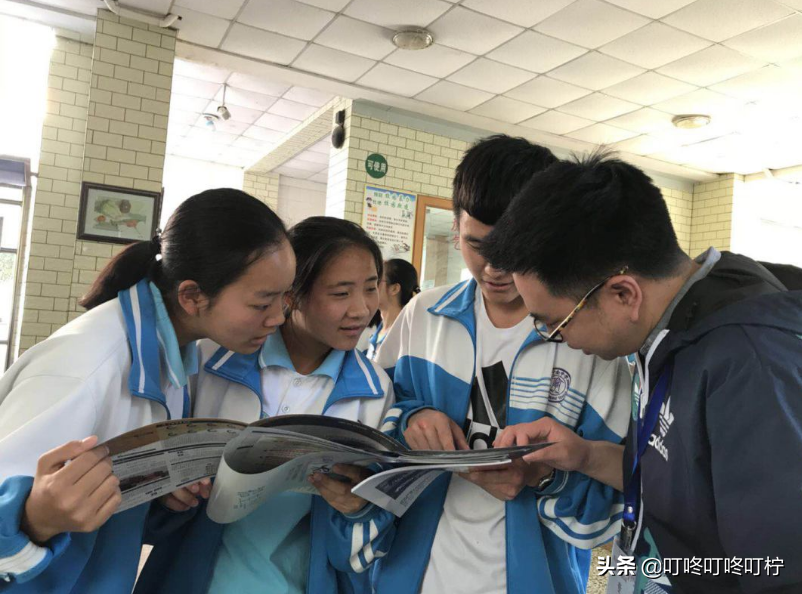 河北省“野鸡大学”曝光，校名起的难辨真假，毕业证“如同废纸”