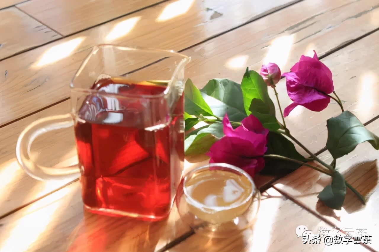 夏日调饮第三弹：养颜利器—蜂蜜红茶
