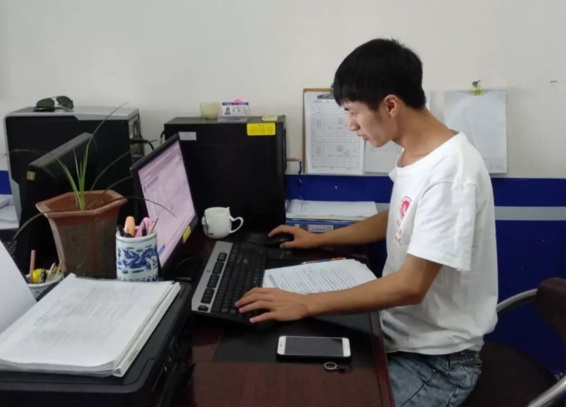 大一新生已经开学，而四川多所学校还在招生，超过130分就能报