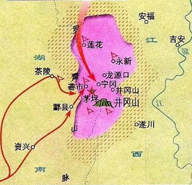 《水调歌头·重上井冈山》：世上无难事，只要肯登攀