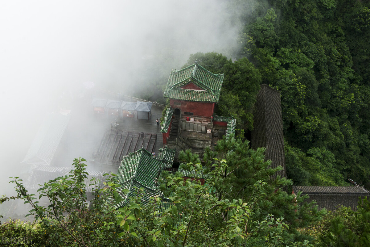 中国十大名山各有特色，你去过几个？哪个在你心中是最美的