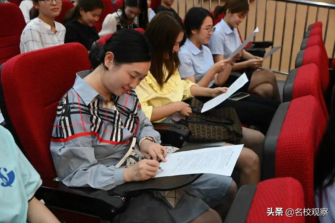 成都新世纪外国语，师徒结对传薪火，青蓝携手续华章