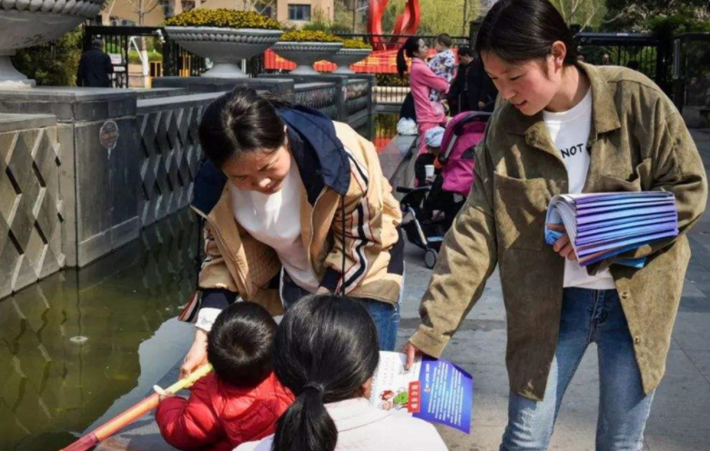 大学生开始流行“洗头式社交”，让家长很不理解，学生却很喜欢