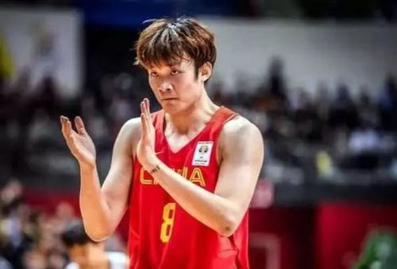 男篮世界杯为什么没丁彦雨航（打封闭害死人！丁彦雨航缺席男篮世界杯这是中国男篮最大的损失）