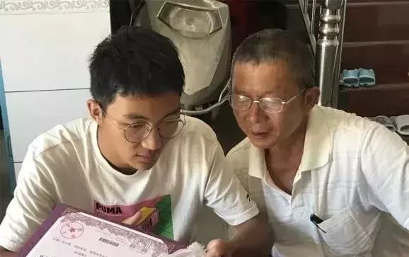 707分湖南文科状元：寒门难出贵子，是最大的谎言，让人泪目