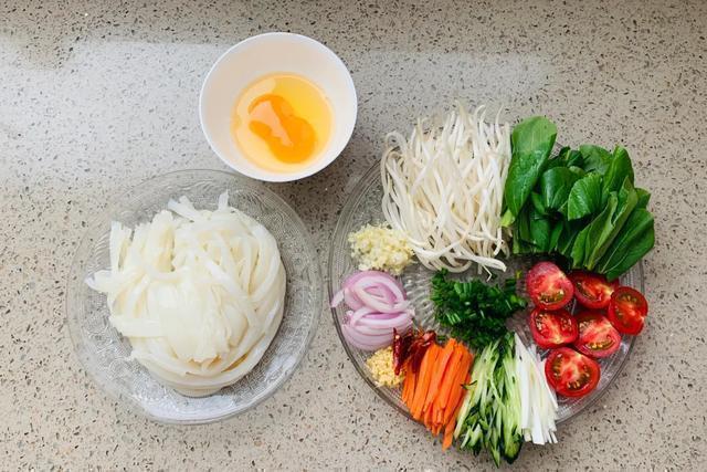 小麦淀粉可以制作凉皮吗？凉皮怎么做好吃，大厨：教你正确做法