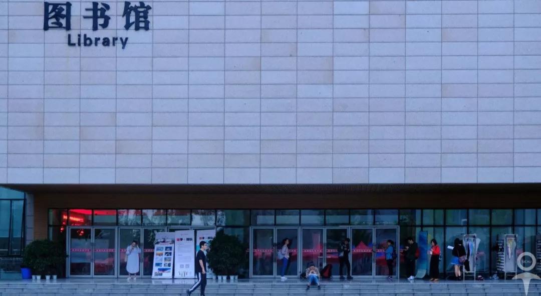 餐厅配备钢琴，三大校区美不胜收，还是西游记拍摄地！四川这所高校让人心动