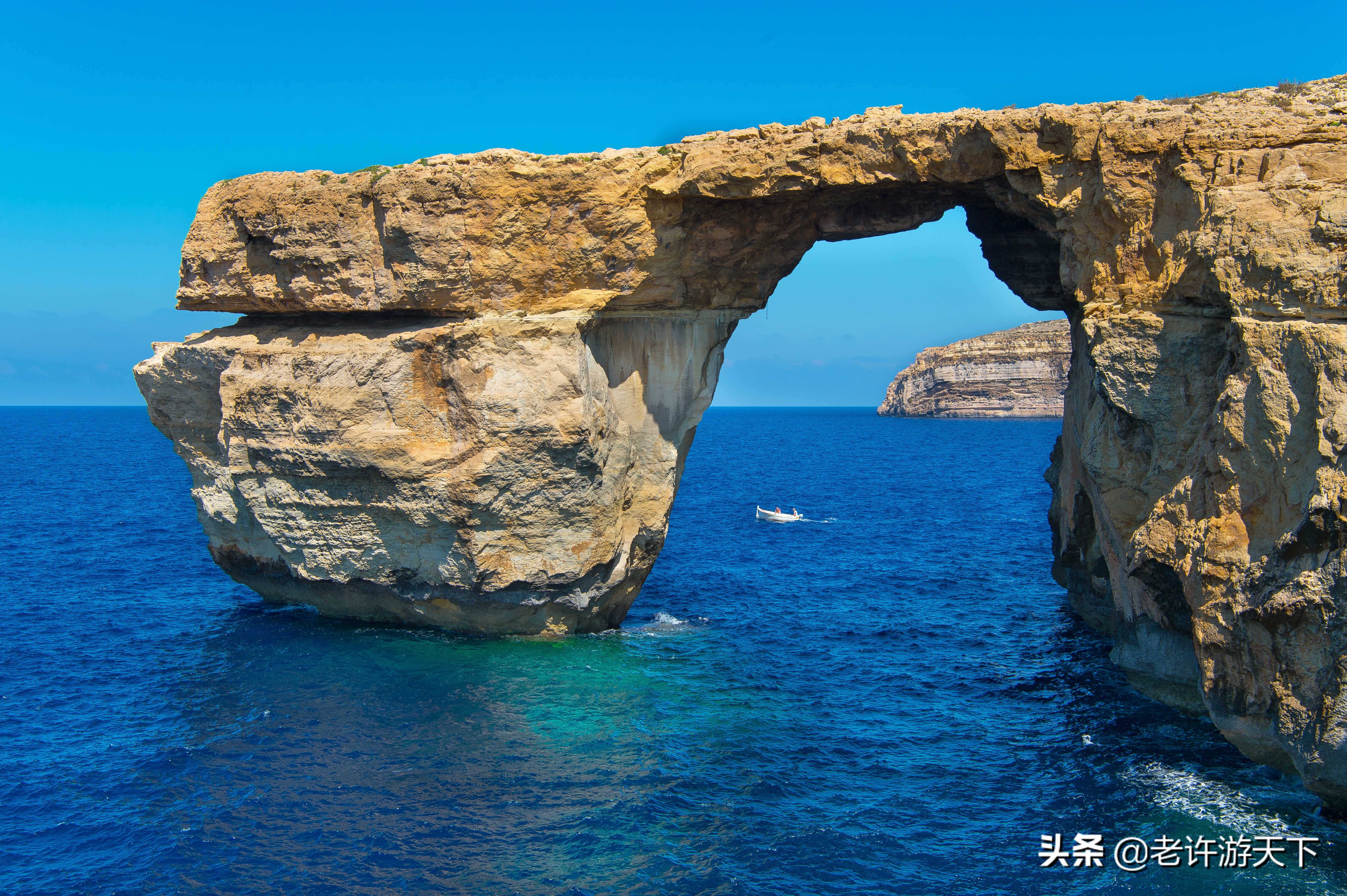 世界十大海岛旅游胜地（世界10个美丽海岛堪称度假胜地）