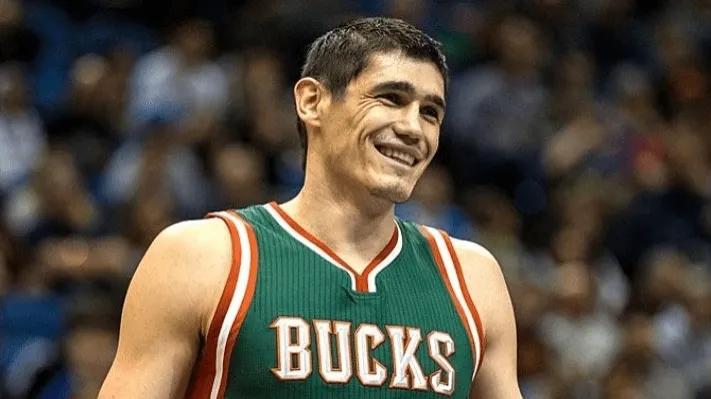 nba一代球员有哪些(美媒列出了史上最年轻的十名NBA球员，科比最成功拜纳姆最可惜)