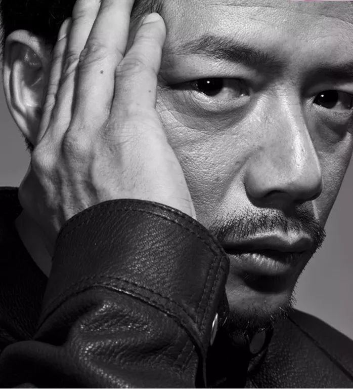 “千面影帝”段奕宏放下了陶虹，娶了个日籍太太