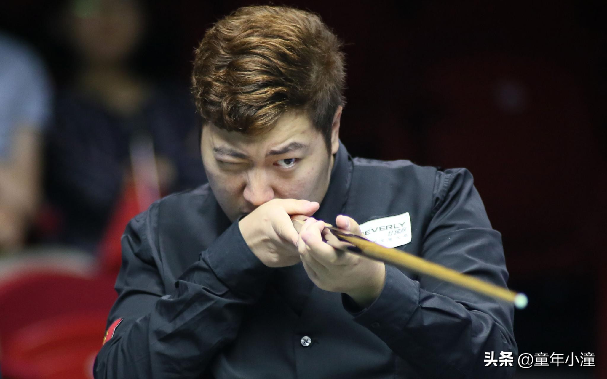 斯诺克艾菲直播在线观看(2:0,2:1,3:1,冠中冠半决赛,颜丙涛先声夺人