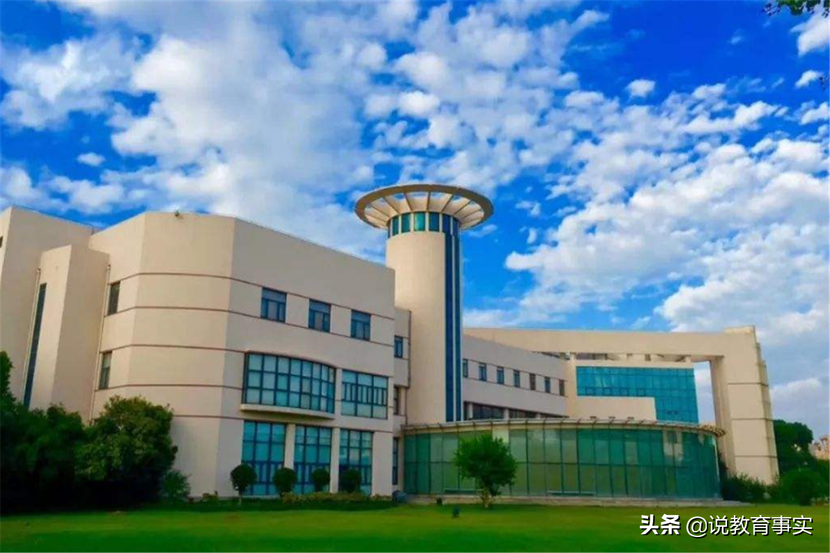 国内超神秘的4所大学，从不对外宣传和参与排名，国人却从未遗忘