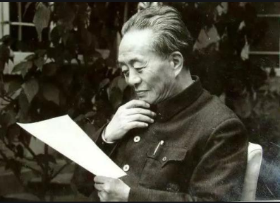 女学生恋上老师，老师离婚娶她，16年后老师再次出轨