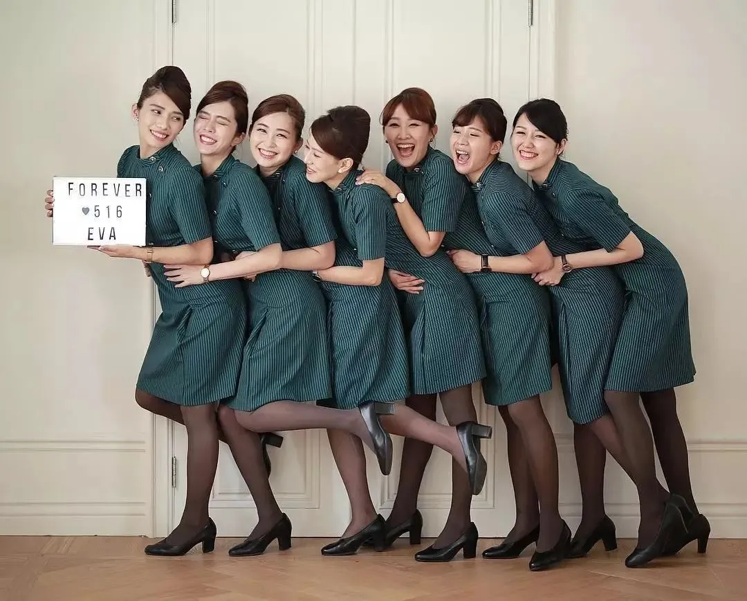 中国十大航空公司盘点，你喜欢的空姐在哪里？