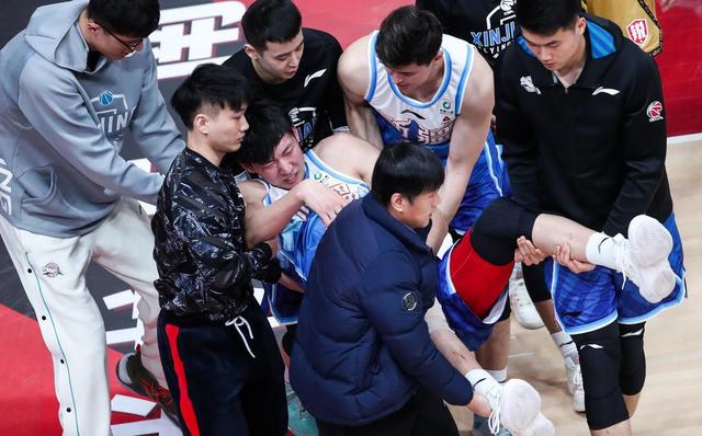 为什么cba的队医那么菜（意外！周琦受伤事件反转，CBA长文回击，彰显新疆队医太业余？）-华海博客