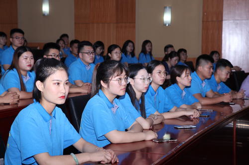 专科“兼并”本科？山东将迎来一所新本科，学校名称“惹来争议”