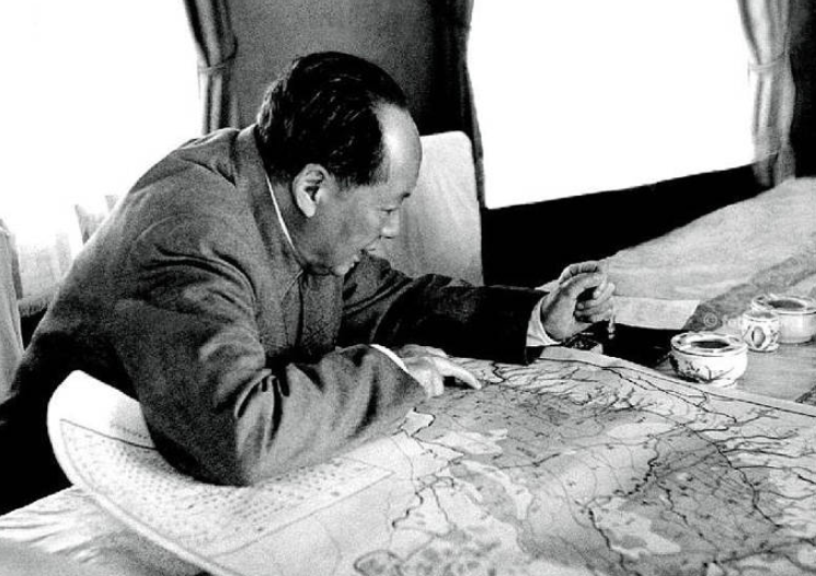 1952年，聂荣臻告状奸商荼毒志愿军，毛主席大怒，中央亲令调查