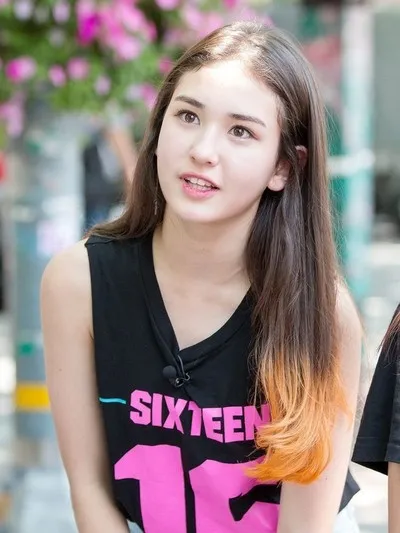 SOMI说自己不后悔离开JYP?有何隐情;星船新女团成员酷似LISA?